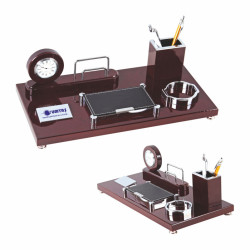 2035 Lüks Ahşap Masa Seti 2035 Lüks Ahşap Masa Seti